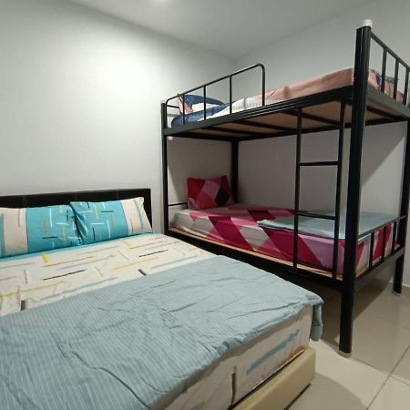 Pd Batu 9 Cocobay Apartment With Family Kampong Tanah Merah  المظهر الخارجي الصورة